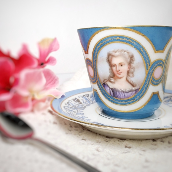 About Jen and Chase - Picture 4 of 8